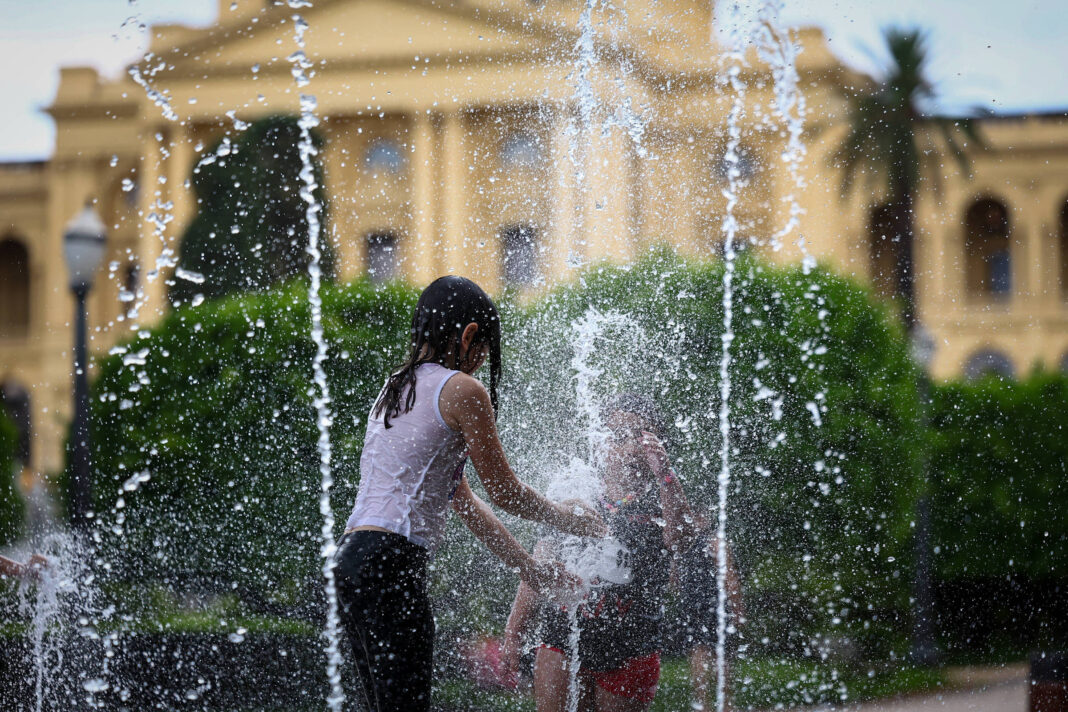 Calor pode potencializar efeitos colaterais de remédios – 27/12/2025 – Equilíbrio e Saúde