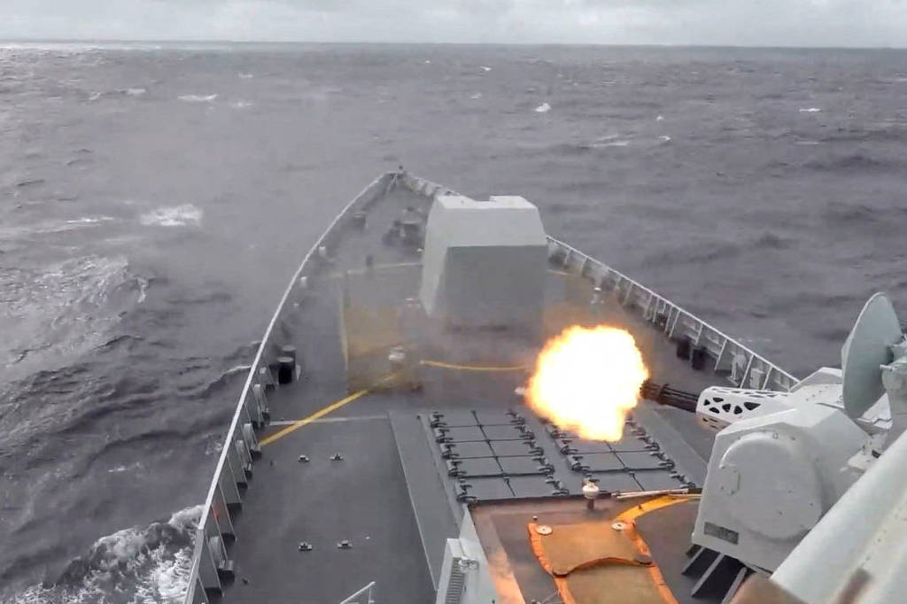 China cerca Taiwan em exercício militar com disparos – 29/12/2025 – Mundo