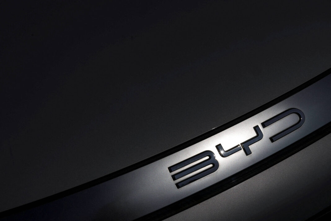 BYD deve ultrapassar Tesla em vendas de elétricos em 2025 – 29/12/2025 – Economia