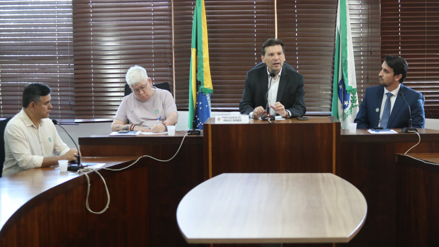 Assembleia Legislativa do Paraná | ALEP | Notícias > Comissão de Defesa do Consumidor discute avanços e reforça distribuição do novo Código Paranaense na Assembleia Legislativa