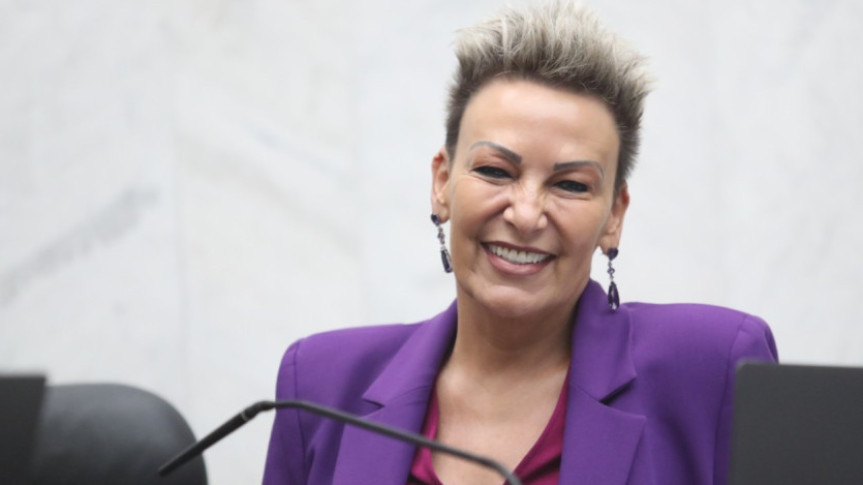 Assembleia Legislativa do Paraná | ALEP | Notícias > Deputada Cloara Pinheiro (PSD) apresenta balanço de 2025 com foco em saúde, proteção social, educação e investimentos nos municípios