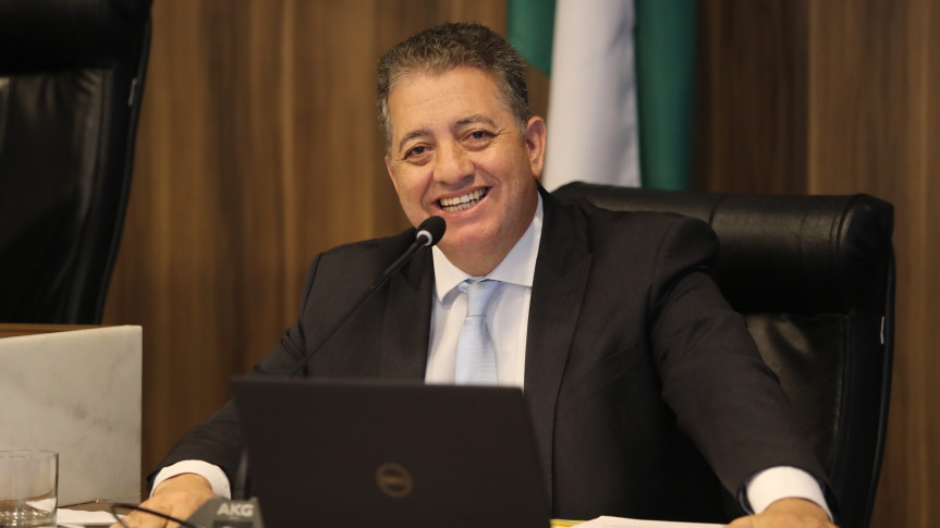 Assembleia Legislativa do Paraná | ALEP | Notícias > Deputado Cobra Repórter (PSD) destaca produção técnica na CCJ e apresenta balanço legislativo de 2025