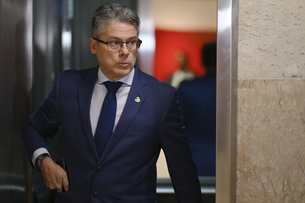 Relator do PL antifacção amplia verbas para PF e estados em novo parecer