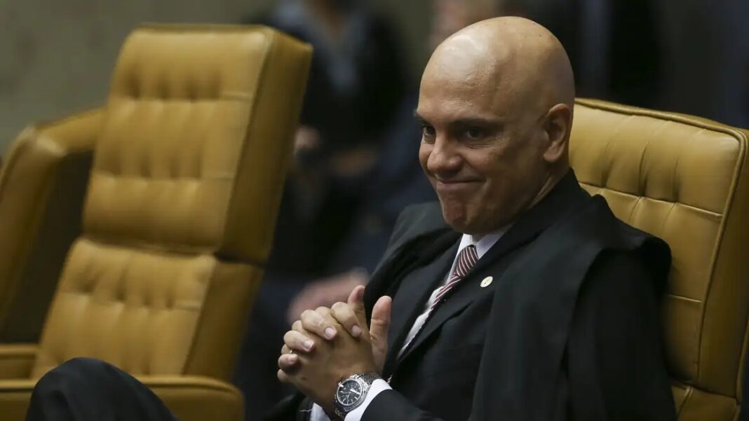 PGR enterra pedido de investigação contra Moraes