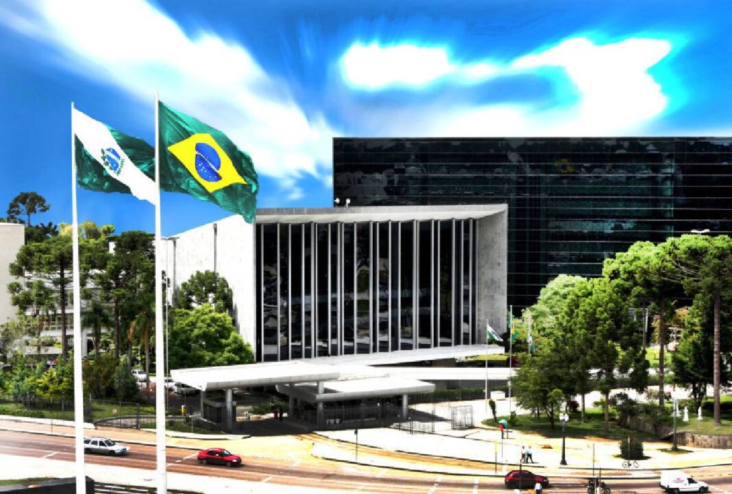 Assembleia Legislativa do Paraná atinge 100% de transparência
