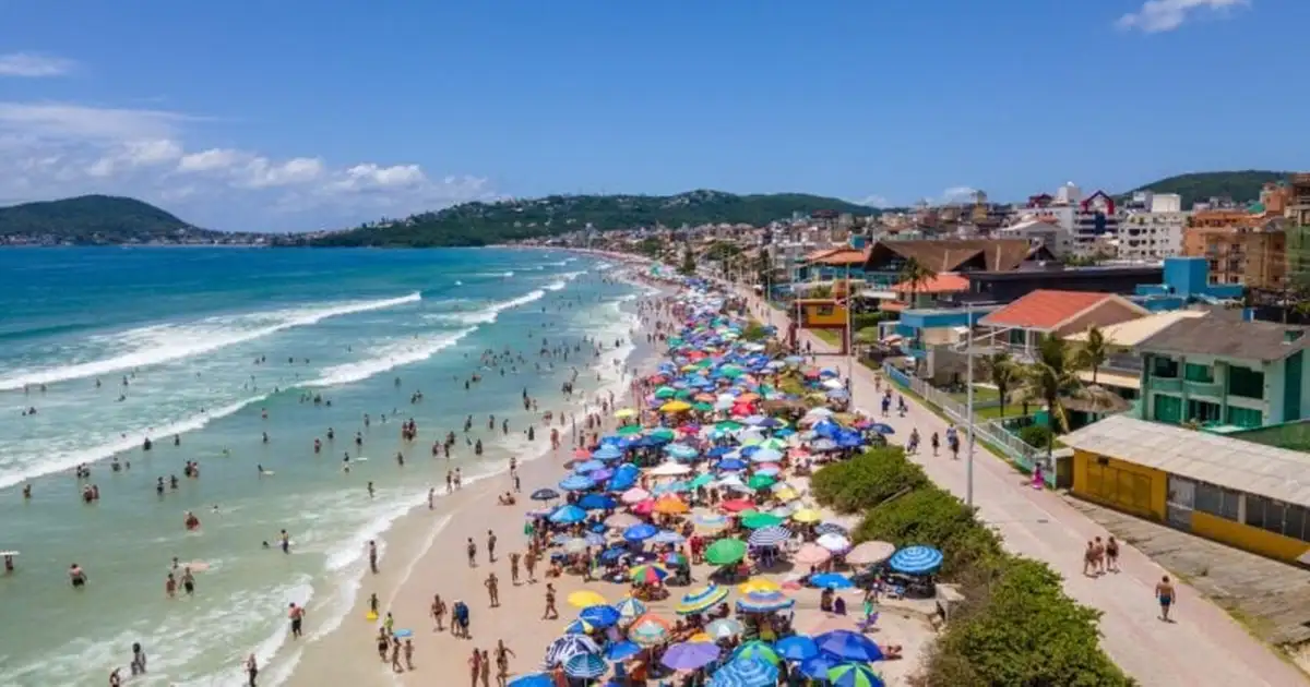 Destino badalado de SC passa a cobrar taxa de até R$ 191 de turistas