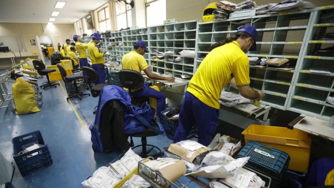 Correios fecham empréstimo de R$ 12 bilhões com aval da União