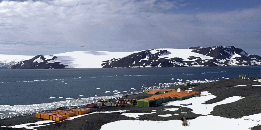Mapeamento inédito revela extensão de área livre de gelo na Antártica
