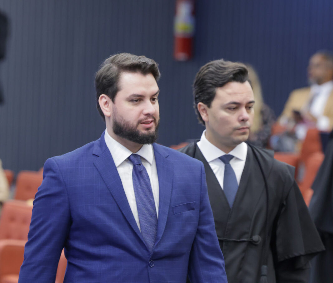 Quem são os condenados que tiveram prisão decretada pelo STF