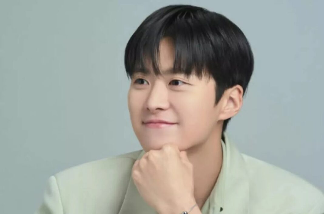 Astro de doramas Gong Myung é internado após perda auditiva súbita