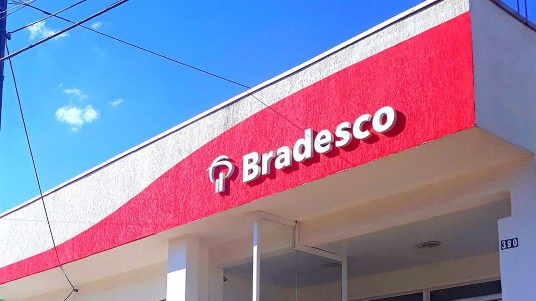 usuários apontam erros no aplicativo do banco