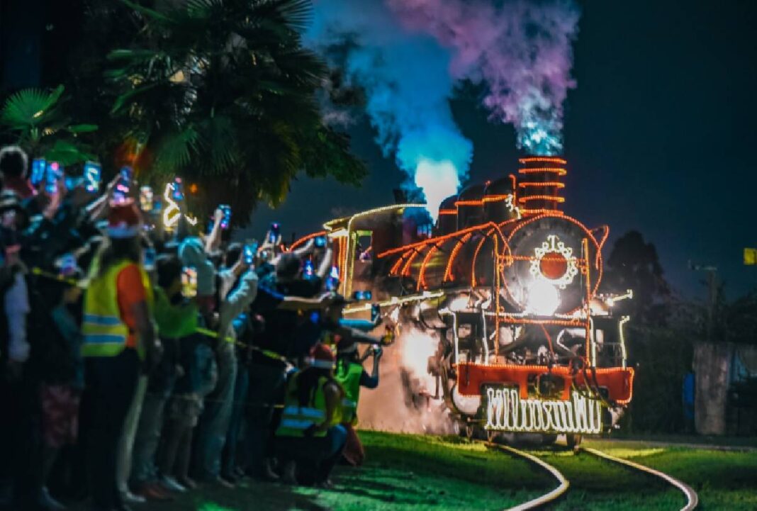 Vem aí! Maria Fumaça Iluminada chega a Grande Curitiba neste sábado