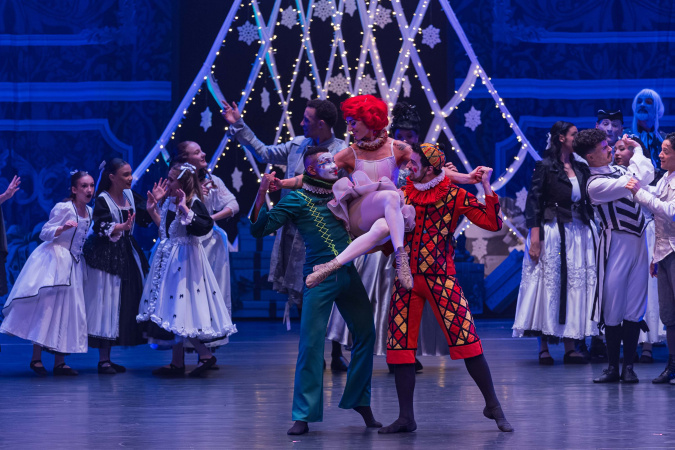 Clássico natalino “O Quebra-Nozes” encerra temporada 2025 com quase 11 mil espectadores