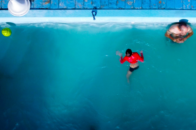 Corpo de Bombeiros orienta para prevenir afogamentos e outros acidentes em piscinas