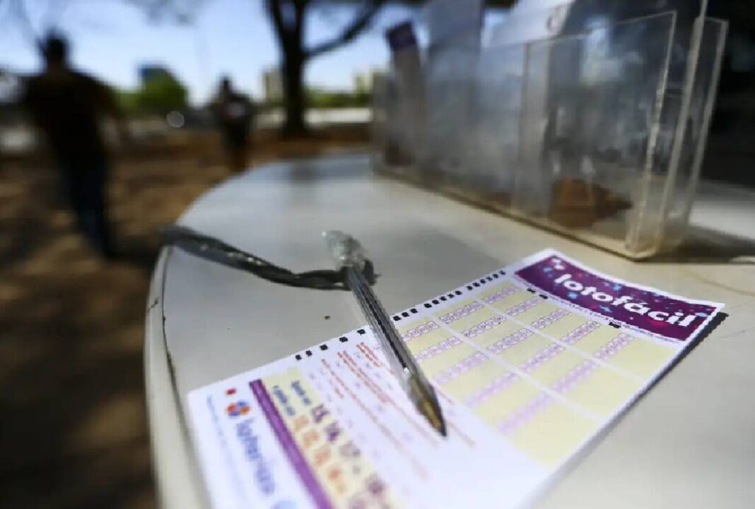 Resultado da Lotofácil 3568 premia 12 apostas do Paraná