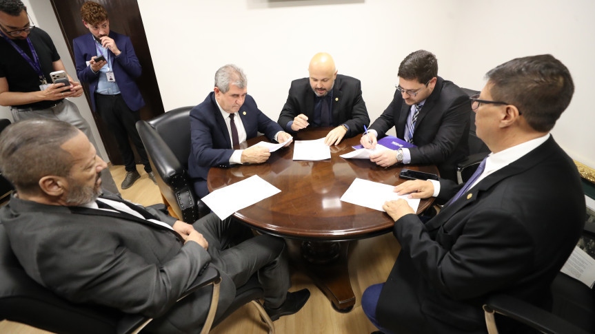 Assembleia Legislativa do Paraná | ALEP | Notícias > Comissão de Esportes aprova PL que garante 50% de desconto em corridas de rua para atletas com deficiência no Paraná