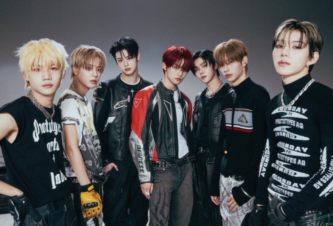 CLOSE YOUR EYES comenta nova fase com 'blackout' e se declara: 'Queremos muito ir ao Brasil'