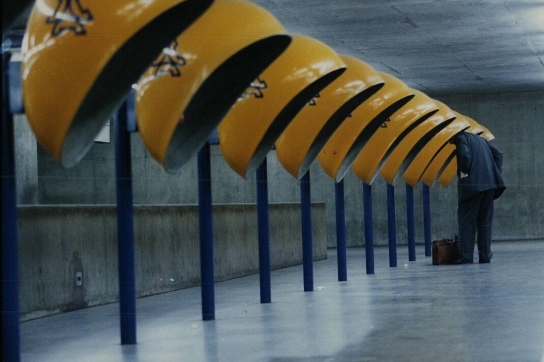 Operadoras começam a retirar orelhões do país em 2026 – 19/01/2026 – Economia