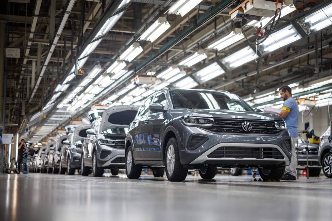 Ano termina com crescimento tímido na venda de veículos – 02/01/2026 – Eduardo Sodré