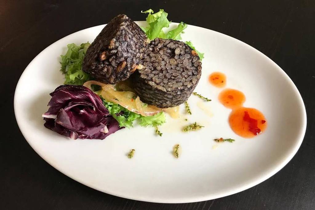 Chouriço de sangue humano: vegano ou canibal? – 11/02/2025 – Cozinha Bruta