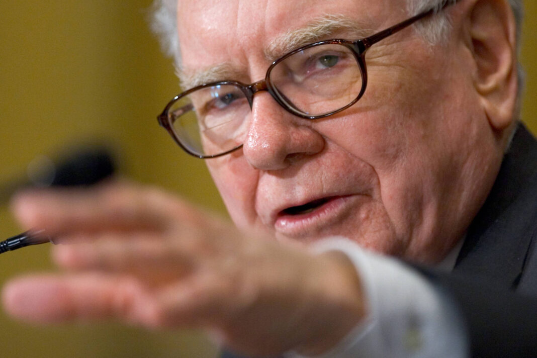 Warren Buffett entrega as rédeas da Berkshire a Greg Abel – 01/01/2026 – Economia