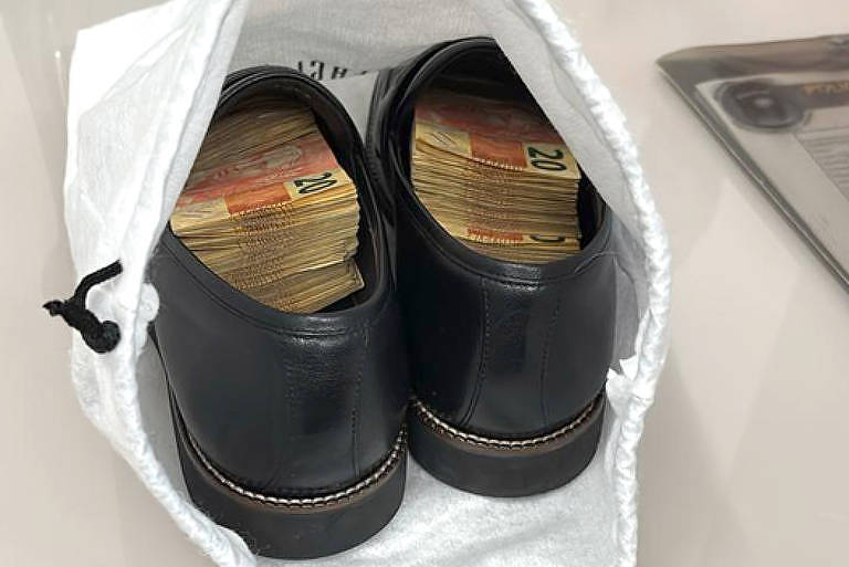 Overclean já teve dinheiro em gaveta, bota e pela janela – 13/01/2026 – Política