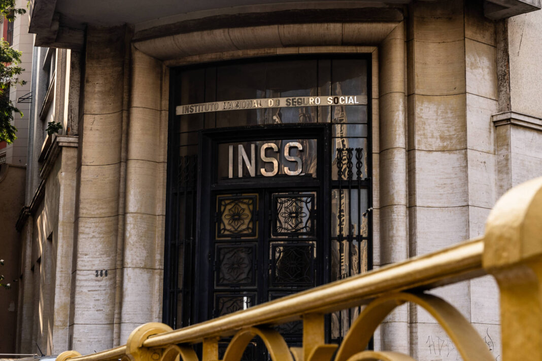 INSS paga aposentadorias com reajuste a partir do dia 26 – 06/01/2026 – Economia