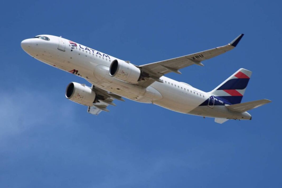 Latam bate recorde de voos domésticos no Brasil – 07/01/2026 – Painel S.A.