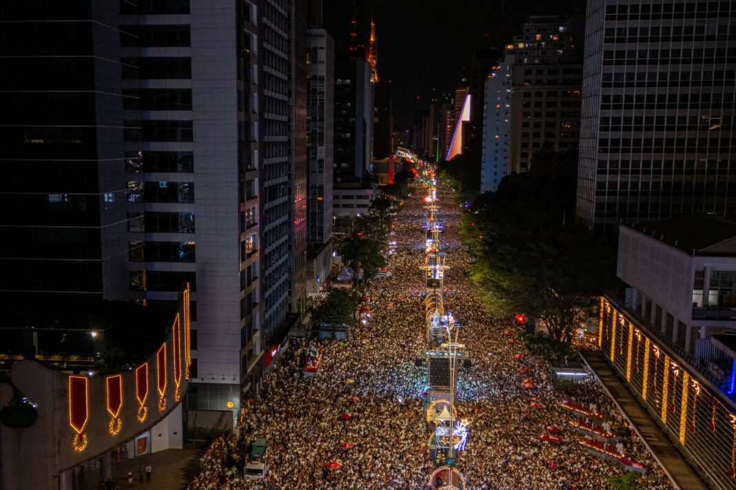 Paulista: Réveillon teve 140 furtos e 5 roubos de celular – 05/01/2026 – Cotidiano