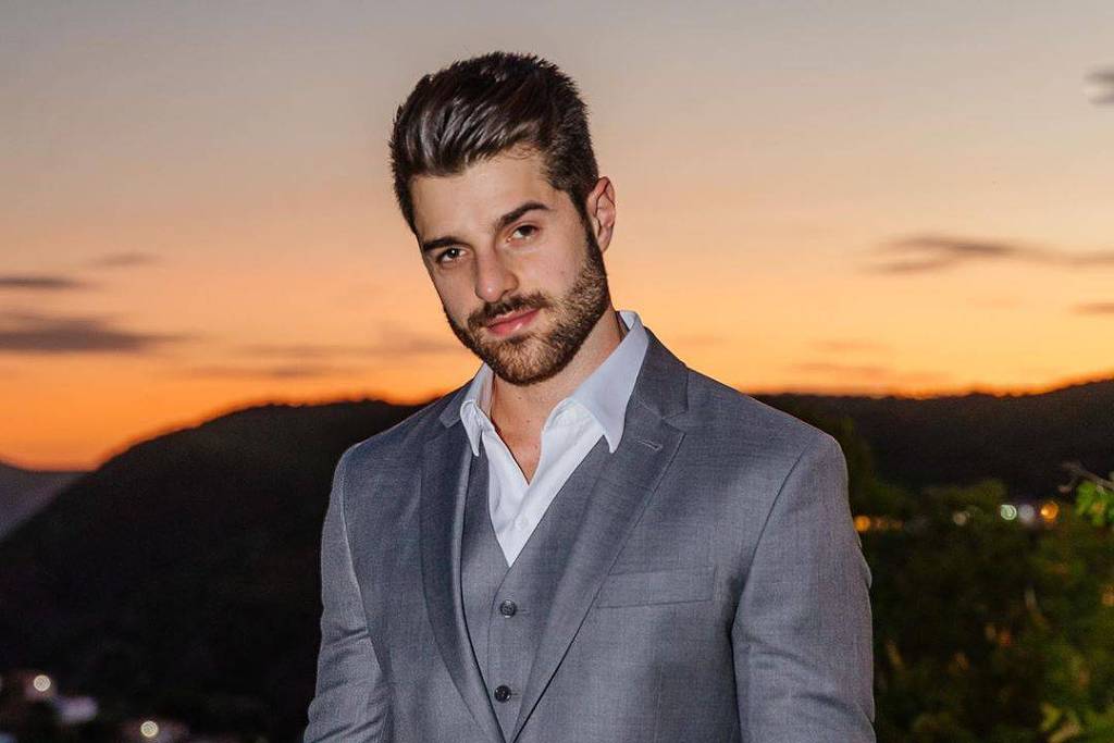 Alok interrompe show em cruzeiro após forte ventania – 02/01/2026 – Você viu?