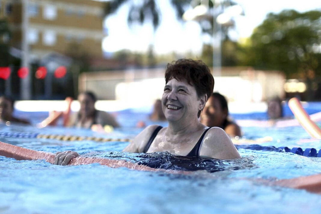 Cardio reduz ansiedade na pós-menopausa, mostra estudo – 03/01/2026 – Equilíbrio e Saúde