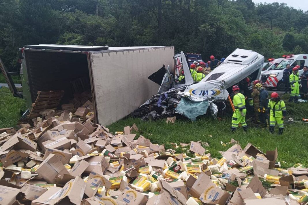 Paraná: Acidente BR-116 mata 6 em Campina Grande do Sul – 05/01/2026 – Cotidiano