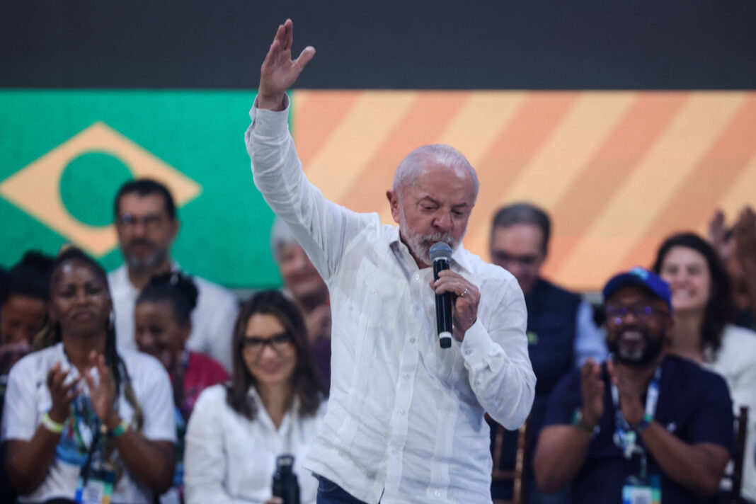 Lula faz ato do 8/1 e deve derrubar redução de pena; veja – 08/01/2026 – Política
