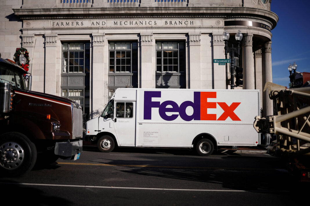 FedEx deixará de entregar encomendas dentro do Brasil – 08/01/2026 – Economia