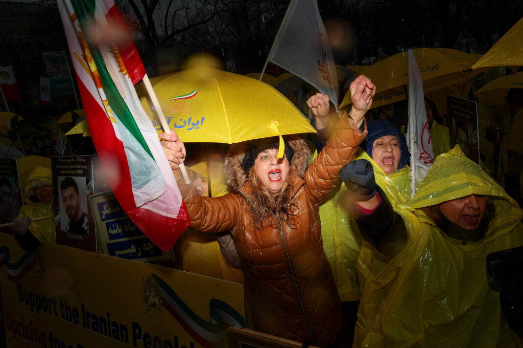 Teerã avisa que atacará Israel se EUA intervirem – 11/01/2026 – Mundo