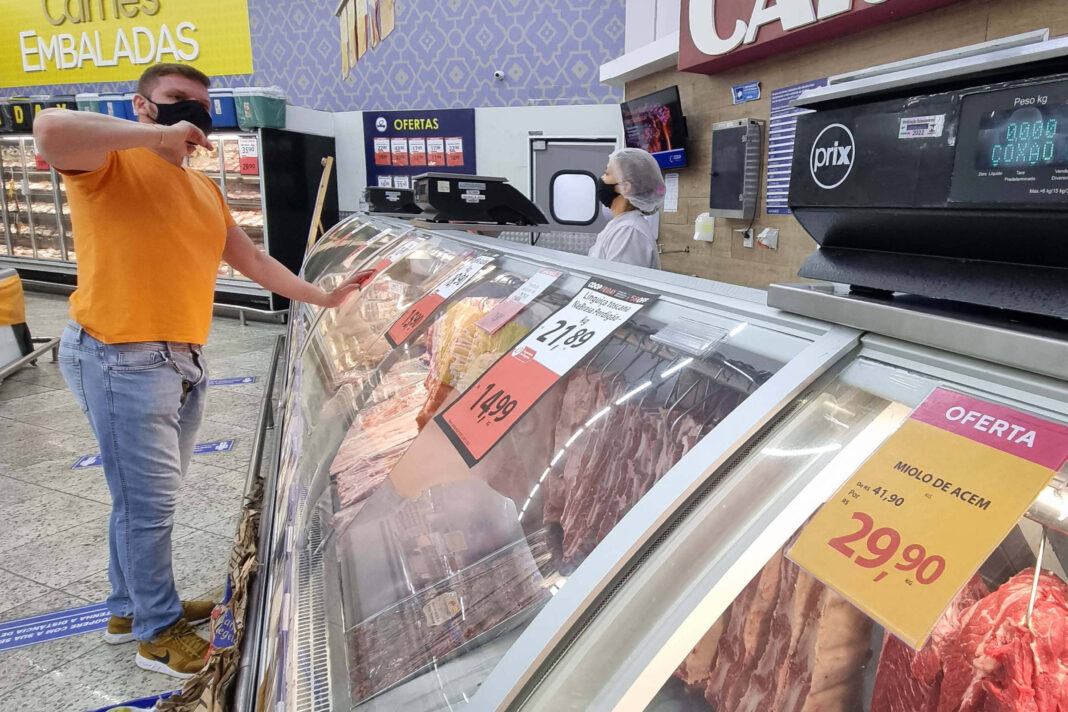 Boletim Focus: Economistas reduzem previsão da inflação – 12/01/2026 – Economia