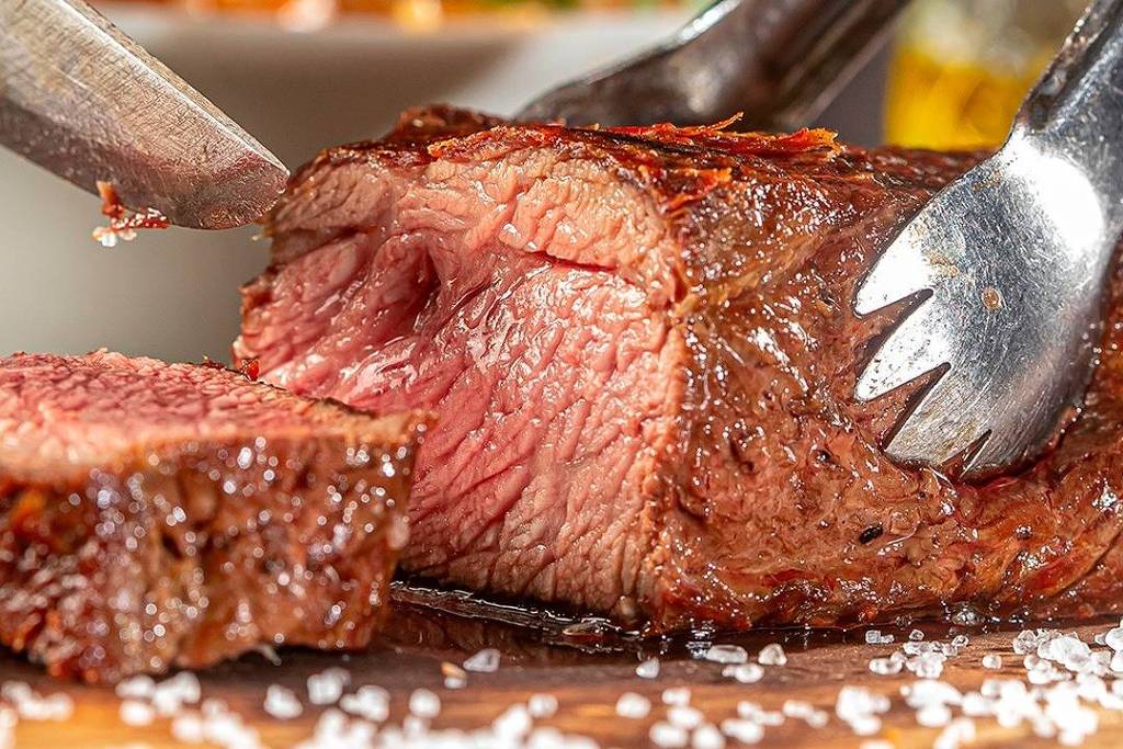 Mocellin Steak merece os elogios de Carlo Ancelotti – 13/01/2026 – Restaurantes