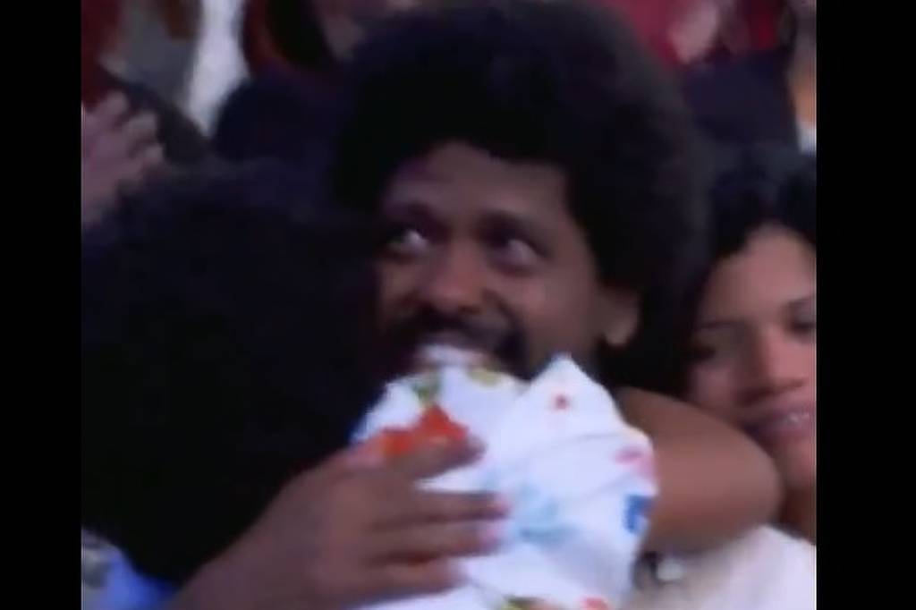 BBB 26: Veja quando Leandro viu filha cantar no Domingão – 22/01/2026 – BBB26