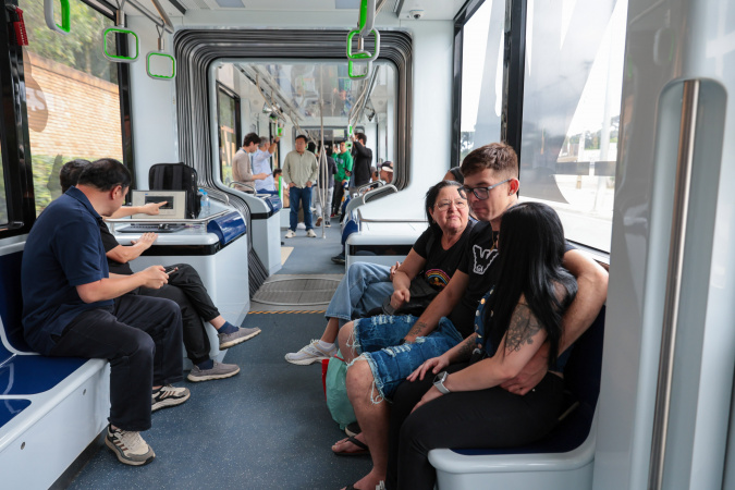 Bonde Urbano Digital inicia operação completa e empolga passageiros da RMC