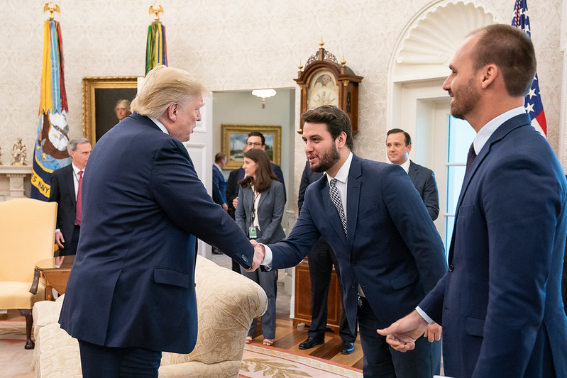 Defesa de Filipe Martins diz que prisão é “vingança” de Moraes