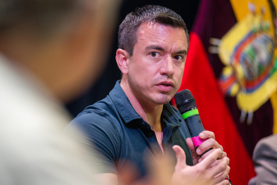 Equador impõe tarifa de 30% à Colômbia