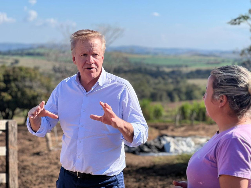 Assembleia Legislativa do Paraná | ALEP | Notícias > Em apenas um mês, Lei proposta pelo deputado Luis Corti (PSB) derruba pela metade a importação de leite em pó no Paraná