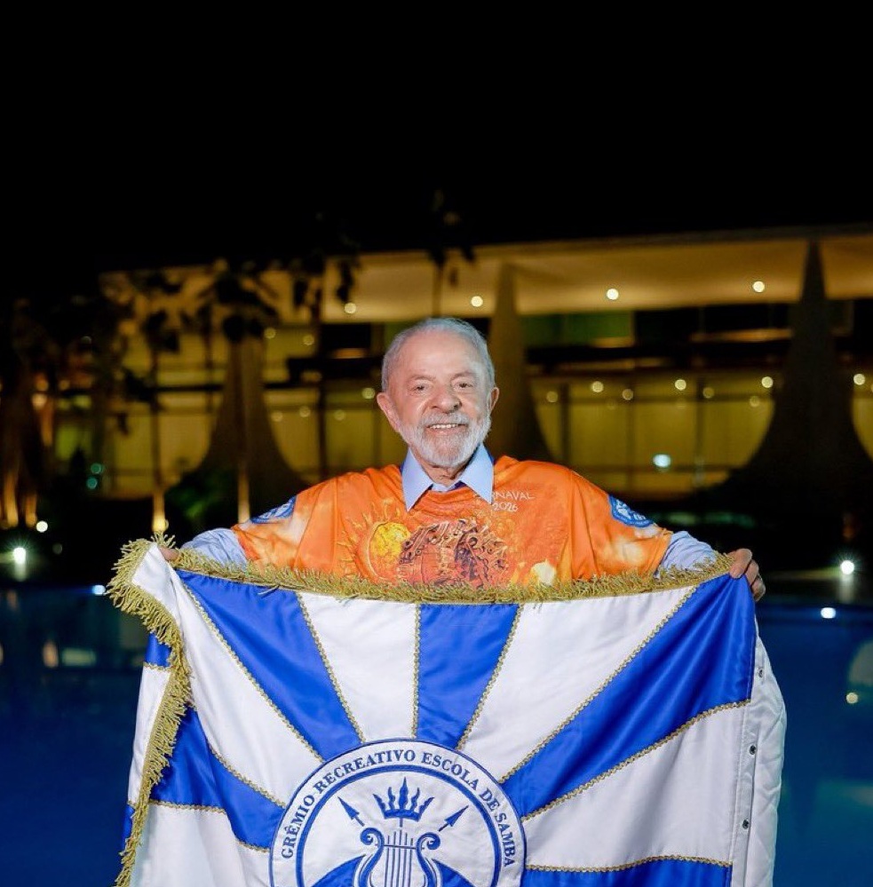 TCU recomenda bloquear repasse de R$ 1 mi a escola de samba