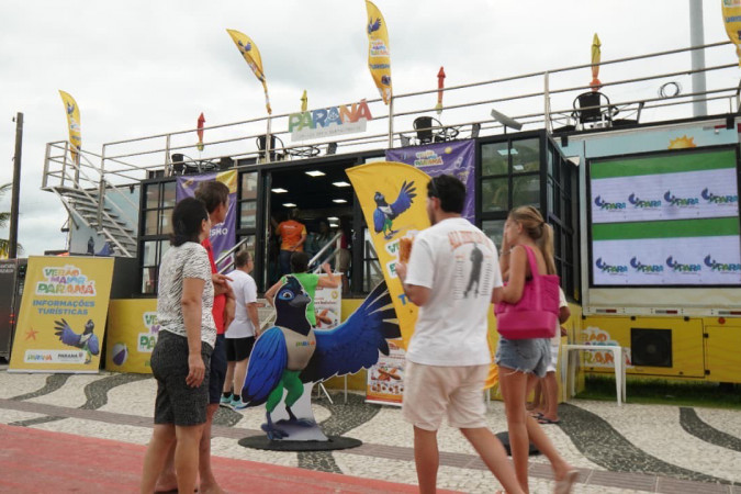 Atendimento ao turista reforça acolhimento e qualifica a experiência no Verão Maior