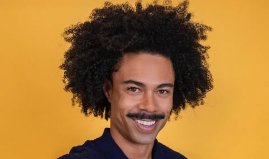 Web reage ao descobrir o motivo que teria eliminado Breno Corã de um trabalho