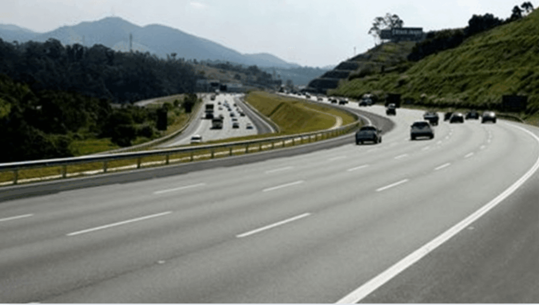 O custo real do atraso: quanto o Paraná perde por ano com logística defasada?