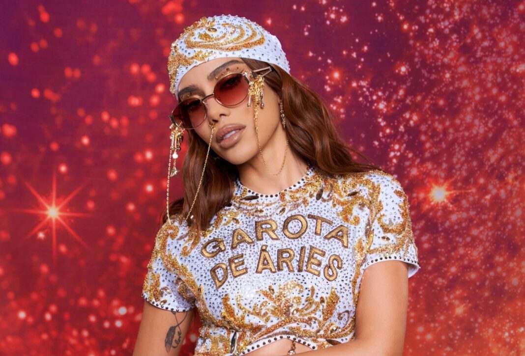 Anitta estreia ‘Ensaios 2026’ em Belém com look inspirado no signo de Áries