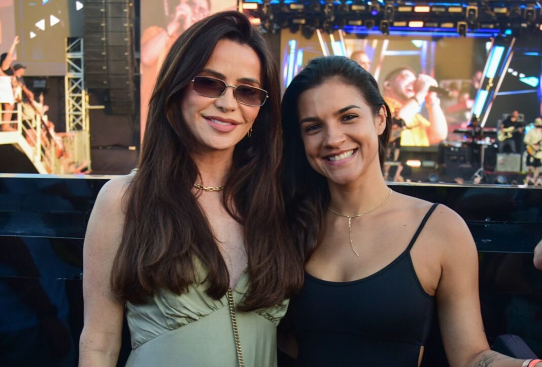 Esposas de Jorge e Mateus curtem juntas último dia do cruzeiro de 20 anos da dupla