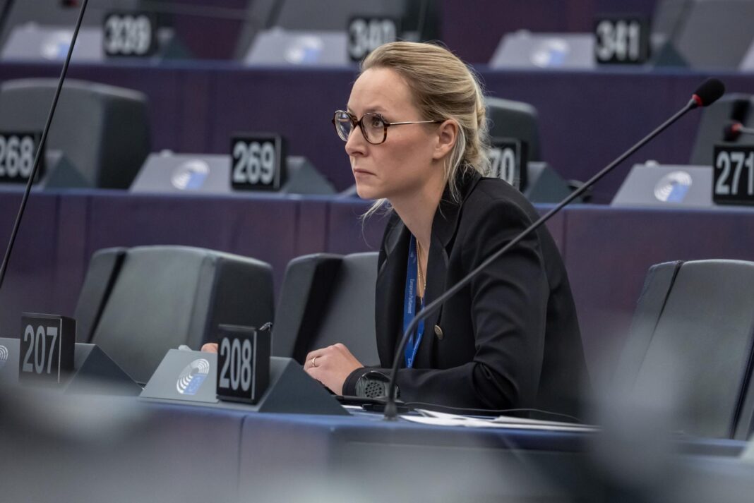 Direita da França e da Alemanha quer agências iguais ao ICE