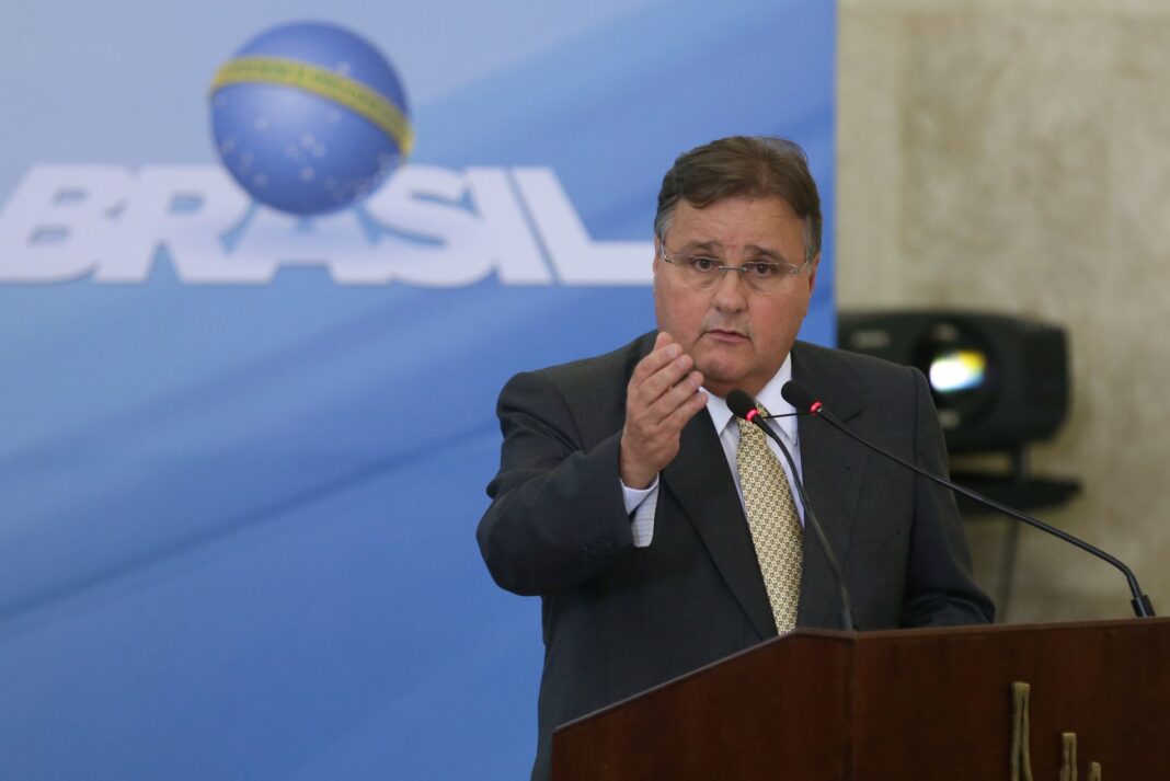 Geddel Vieira Lima presta queixa após ser agredido no Réveillon